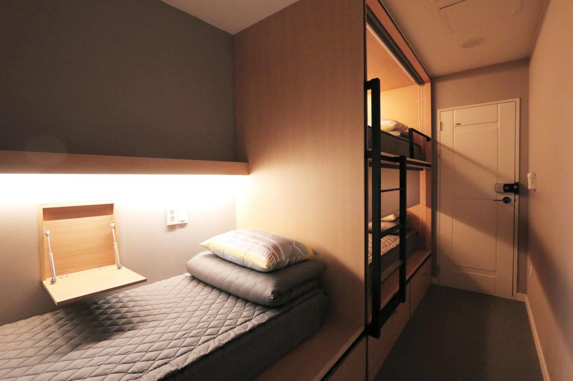 Blueboat Hostel Gyeongju Ngoại thất bức ảnh